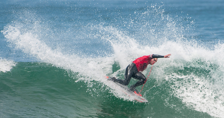 The Dropknee riders had a chance to demonstrate their skills for the first time in the competition, and Chile’s Michel Copetta felt right at home at Punta 1 and advanced to the next Main Event Round. Photo: ISA/Rommel Gonzales
