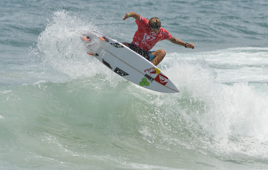 USA - Kanoa Igarashi. Credit: ISA/ Michael Tweddle