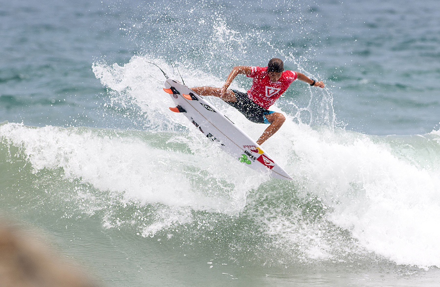 USA - Kanoa Igarashi. Credit: ISA/Rommel Gonzales