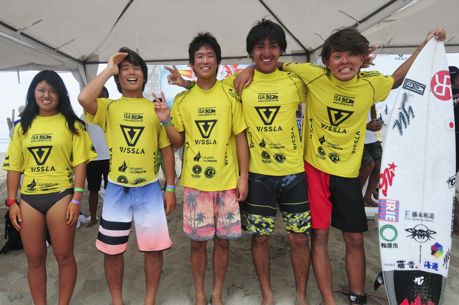 Team Japan Semifinals Aloha Cup. Credit: ISA/Michael Tweddle
