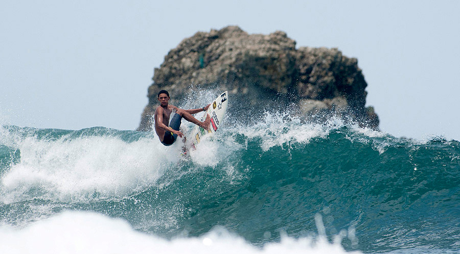Free Surf. Credit: ISA / Rommel Gonzales