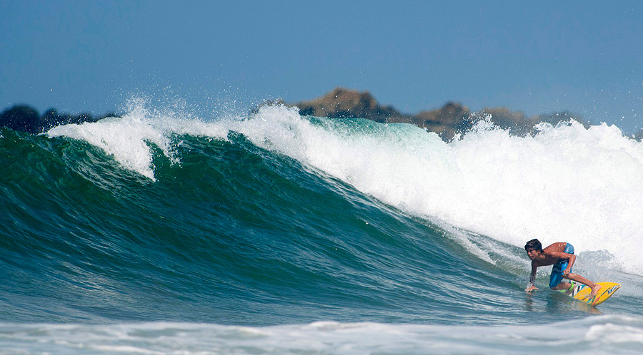Free Surf. Credit: ISA / Rommel Gonzales