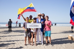 ISA President Fernando Aguerre and Team Colombia. PHOTO: ISA / Chris Grant