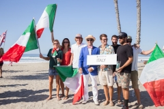 ISA President Fernando Aguerre and Team Italy. PHOTO: ISA / Chris Grant