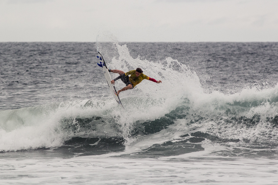 Italy’s Leonardo Fioravanti sticks an air reverse and advances through the Main Event in Oceanside. Photo: ISA/Chris Grant