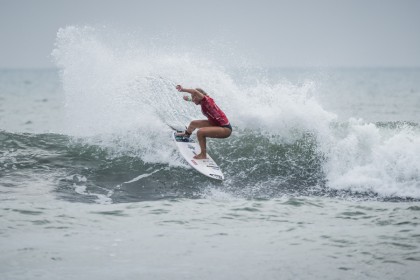 Elimination Rounds Intensify Competition at 2017 VISSLA ISA World Junior Surfing Championship