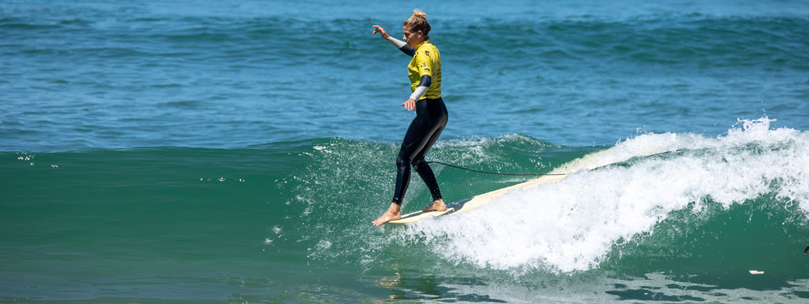 Francia y EEUU Comparten Liderato a Falta del Día Final del ISA World Longboard Surfing Championship