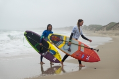 JPN - Yuuka Horikoshi Haw Annie Reickert Denmark Surf. PHOTO: ISA / Evans