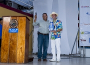 ISA President Fernado Aguerre with Tola´s Mayor. PHOTO: ISA / Reed