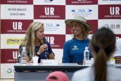 Pauline Ado (FRA) and Sally Fitzgibbons (AUS). PHOTO: ISA / Ben Reed